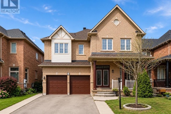 21 Castle Mountain Drive, Brampton, ON, photo 3