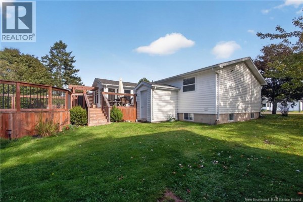 Recreation room - 21 Champlain, Bouctouche, NB E4S2Y7 Photo 4