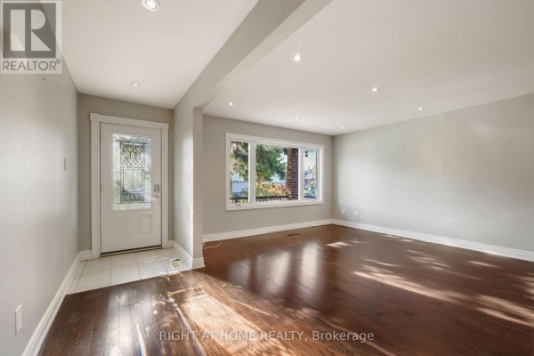 Kitchen - 21 Cleethorpes Boulevard, Toronto, ON M1S2S7 Photo 3