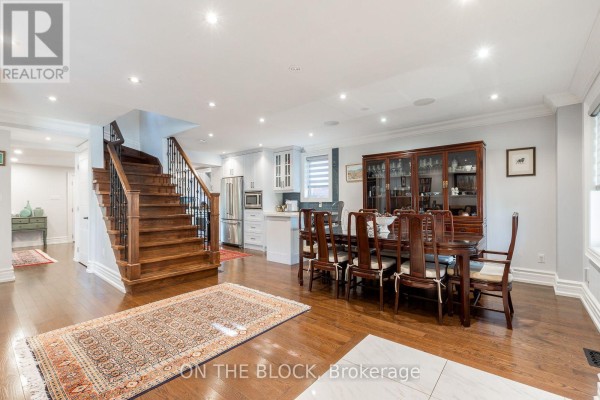21 Craigmore Crescent, Toronto, ON M2N2Y2 Photo 5