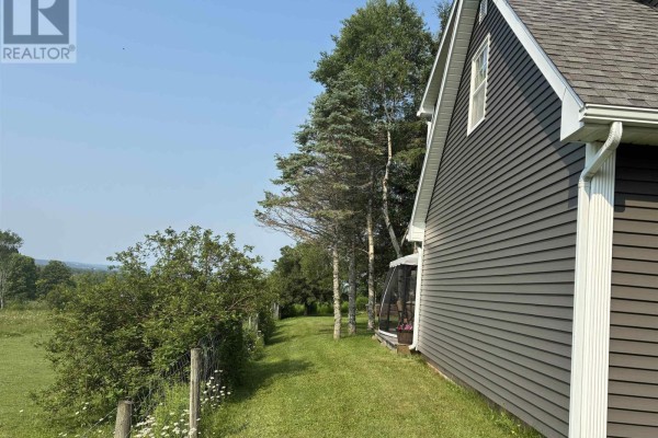 Laundry / Bath - 21 Croweland Drive, East Mountain, NS B6L2C4 Photo 5