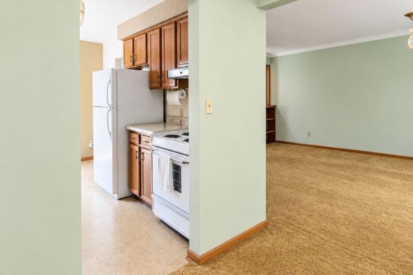 21 Croydon Drive, St  Catharines, ON, photo 3