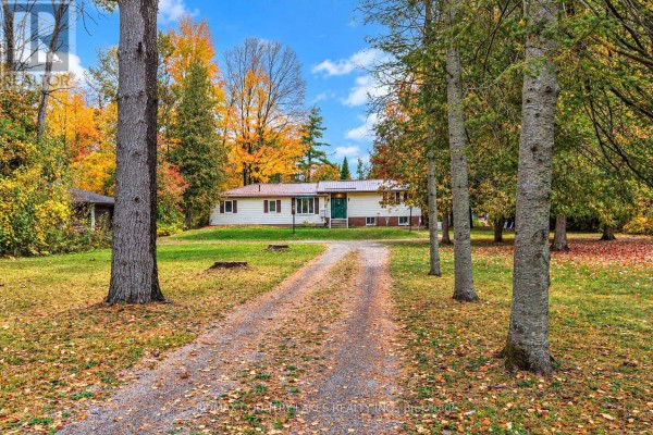 Primary Bedroom - 21 Duncan Drive, Kawartha Lakes, ON K0M2T0 Photo 5