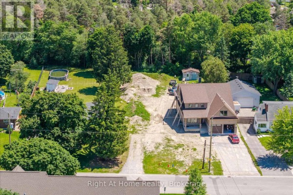 21 Eastwood Avenue N, Oshawa, ON L1G3Y5 Photo 4