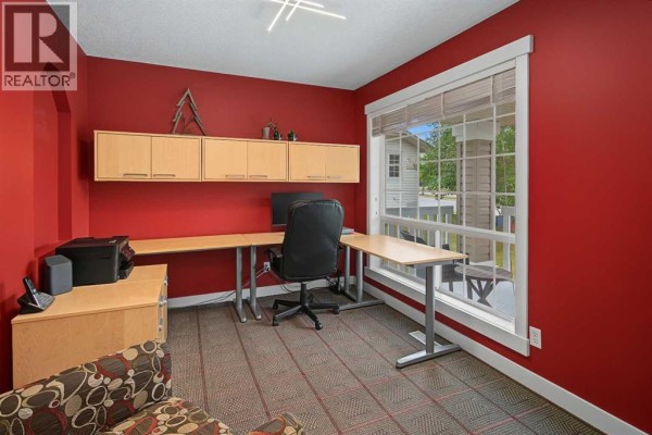 Living room - 21 Edgebrook Park Nw, Calgary, AB T3A5V1 Photo 3