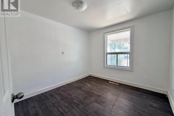 21 Fifth Street, Welland, ON L3B4Z4 Photo 5