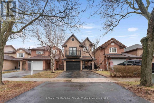 21 Garden Avenue, Brampton, ON, photo 2