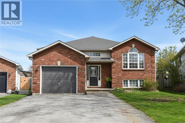 3pc Bathroom - 21 Glengary Crescent, Caledonia, ON N3W2L7 Photo 2
