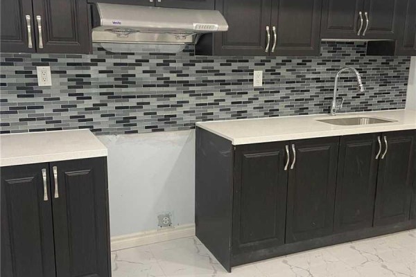21 Good Road, Toronto, ON M1C3W8 Photo 2