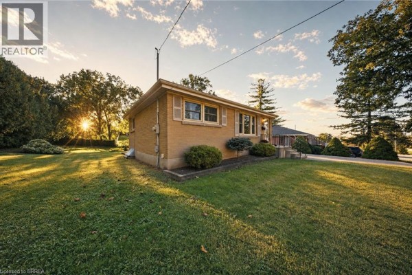 21 Hillcrest Avenue, Brantford, ON, photo 3