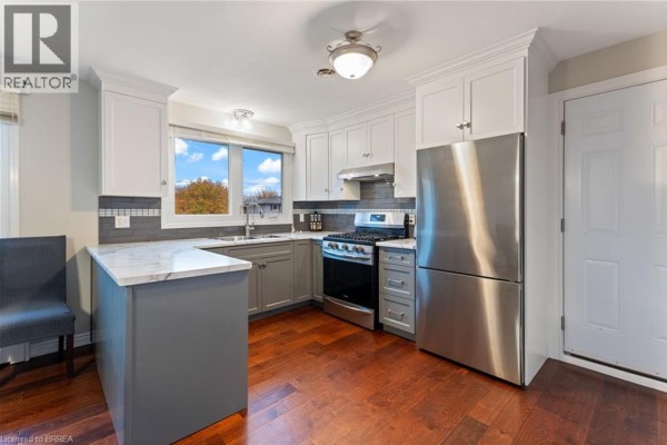 Kitchen - 21 Janet Street, Port Colborne, ON L3K2E6 Photo 5