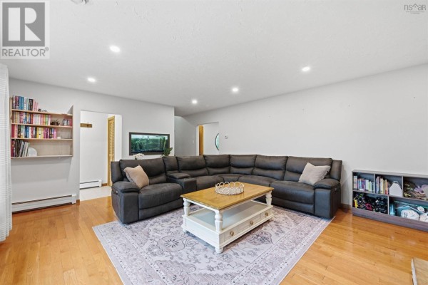 Foyer - 21 Kimara Drive, Hammonds Plains, NS B3Z1H9 Photo 4