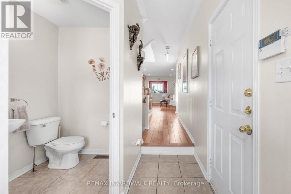 Bathroom - 21 Kirkstone Private, Ottawa, ON K2J5E7 Photo 4