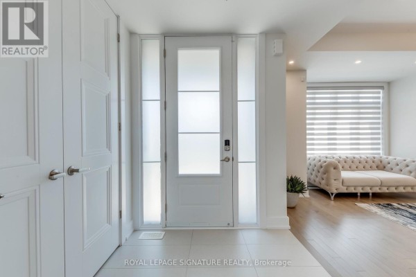 21 Kohn Lane, Markham, ON, photo 3