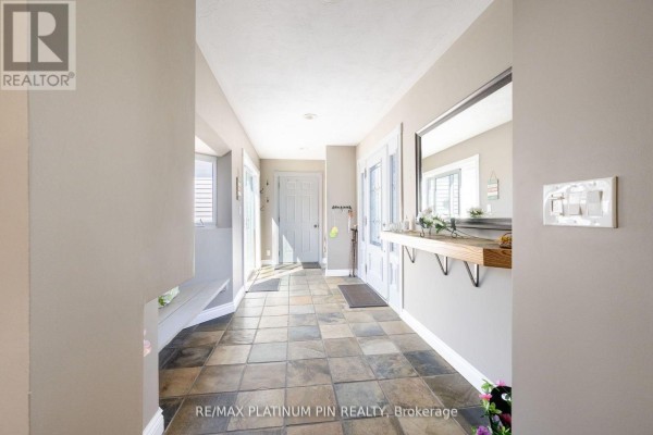 Laundry room - 21 Longfield Drive, Kawartha Lakes, ON L0A1A0 Photo 2