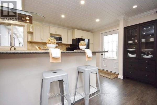 Kitchen - 21 Longfield Drive, Kawartha Lakes, ON L0A1A0 Photo 4
