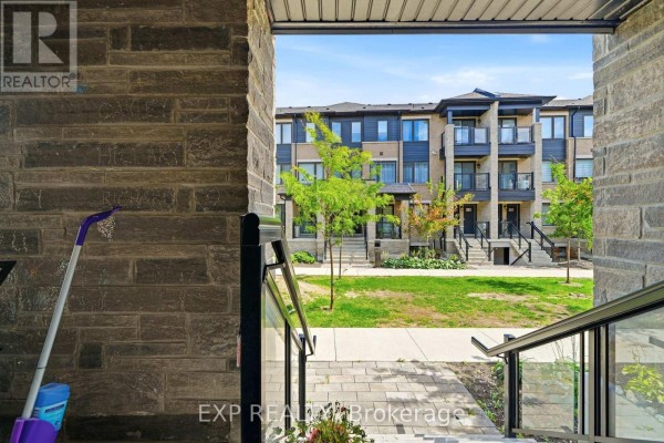 21 Magnolia Lane, Barrie, ON L9J0N9 Photo 4