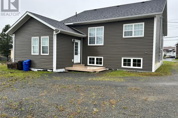Laundry room - 21 Main Street, Grand Falls   Windsor, NL A2B1G1 Photo 2