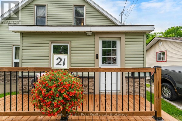21 Maple Street, Tay, ON L0K2A0 Photo 4