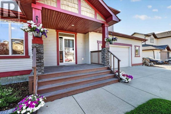21 Mcintyre Place Nw, Langdon, AB, photo 3