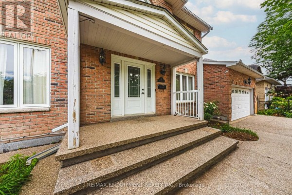 21 Moss Boulevard, Hamilton, ON, photo 2