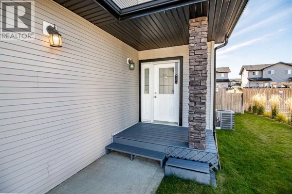 21 Pinetree Close, Blackfalds, AB, photo 3