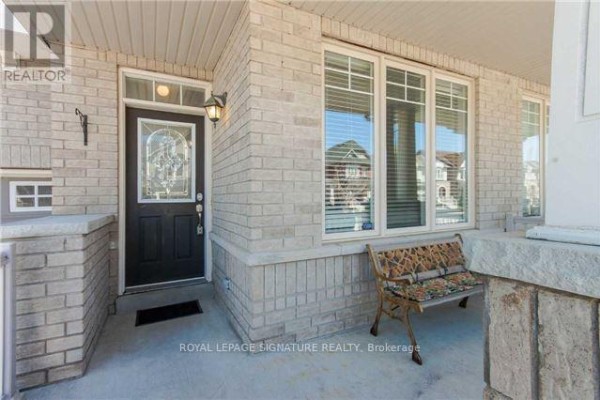 21 Pitney Avenue, Richmond Hill