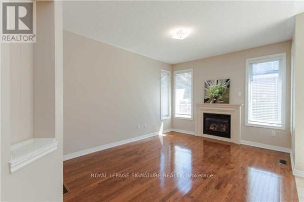 21 Pitney Avenue, Richmond Hill, ON L4E4Y6 Photo 4