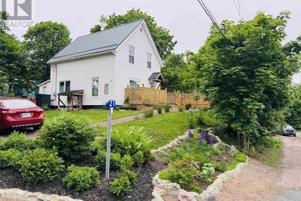 Kitchen - 21 Prince Street, Parrsboro, NS B0M1S0 Photo 5