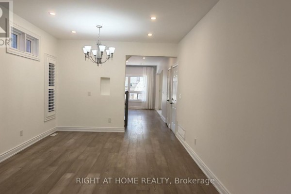 Dining room - 21 Russell Hill Road, Markham, ON L6C2L8 Photo 3