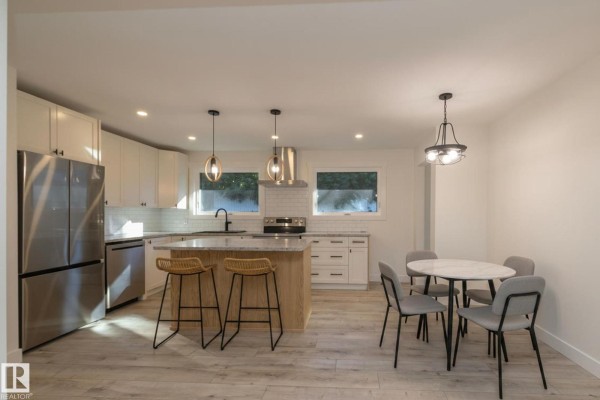 Kitchen - 21 Sheridan Dr, St  Albert, AB T8N0J1 Photo 3