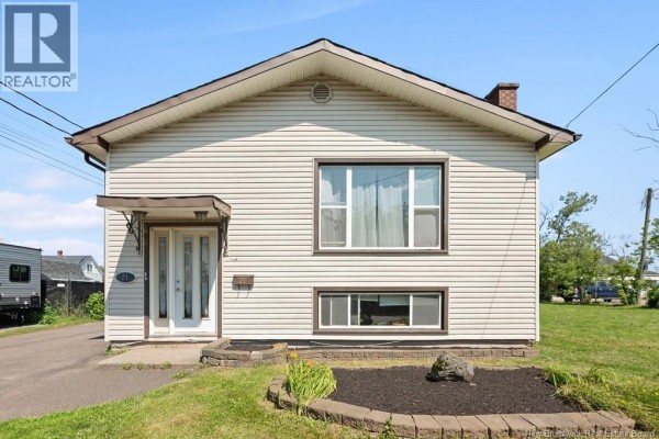 21 Spruce Street, Moncton, NB, photo 2