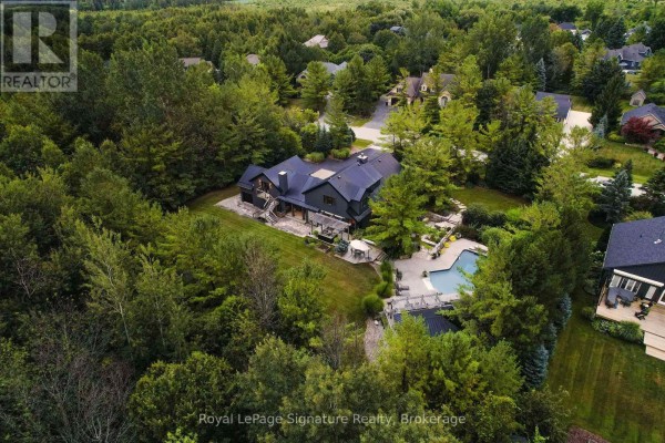 Residential for sale at 21 Trails End, Collingwood, ON - MLS® fwGxQc