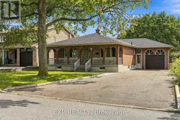 Kitchen - 21 Wallasey Avenue, Toronto, ON M9M1E1 Photo 3