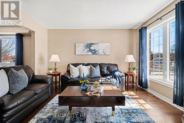 21 West Ridge Drive, Ottawa, ON K2S1S4 Photo 5