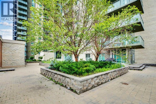 3pc Bathroom - 210, 1410 1 Street Se, Calgary, AB T2G5T7 Photo 5