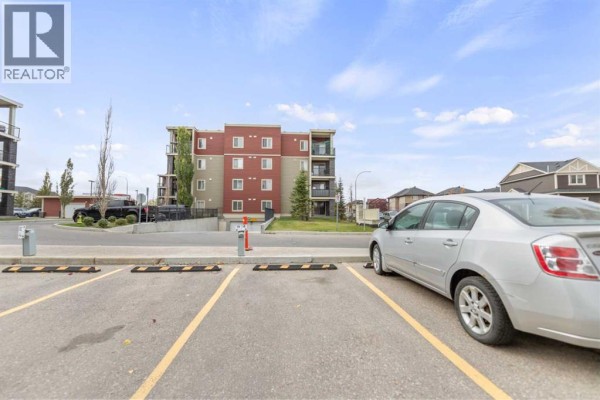 4pc Bathroom - 210, 15 Saddlestone Way Ne, Calgary, AB T3J0S3 Photo 5