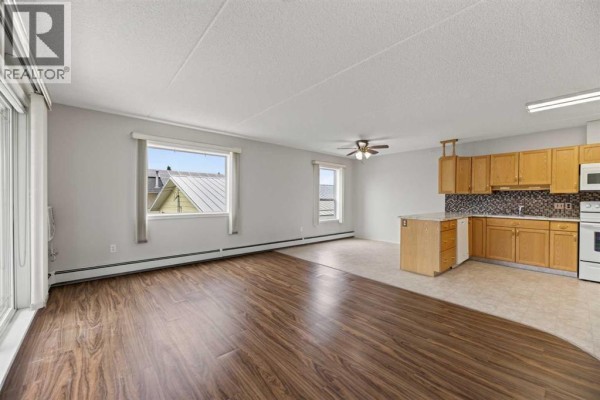 Primary Bedroom - 210, 4514 54 Avenue, Olds, AB T4H1W5 Photo 4