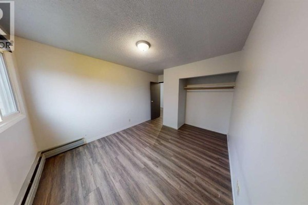210, 5117 44 Street, High Prairie, AB T0G1E0 Photo 5