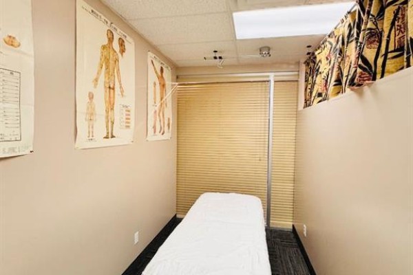 210,212,216, 328 Centre Street Se, Calgary, AB T2P0S4 Photo 5