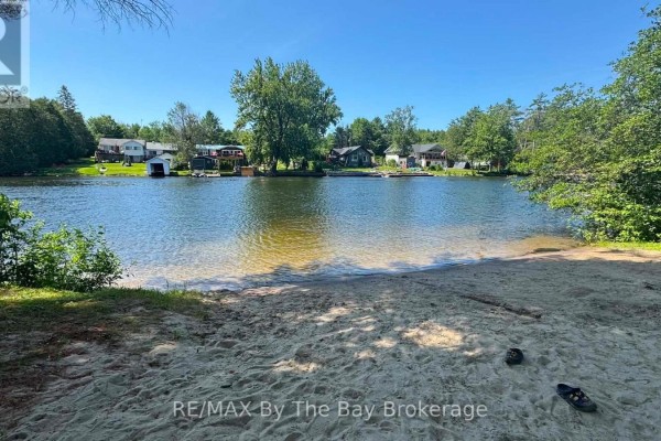 210 - 1082 Shamrock Marina Road, Gravenhurst, ON, photo 3