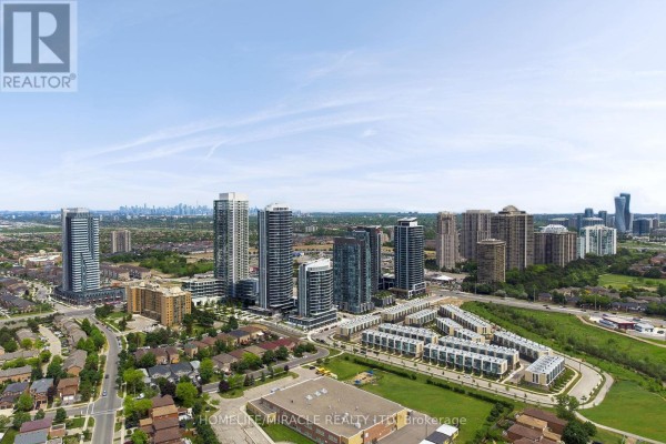 210 - 15 Watergarden Drive, Mississauga, ON L5R1B2 Photo 2