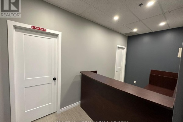210 - 3621 Highway 7 Avenue E, Markham, ON L3R0G6 Photo 4