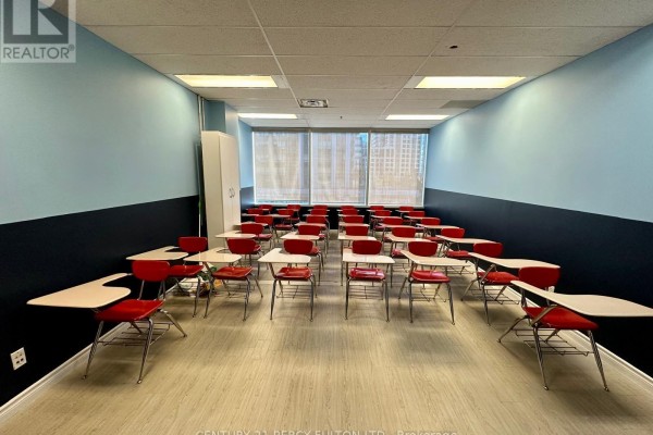 210 - 3621 Highway 7 Avenue E, Markham, ON L3R0G6 Photo 5