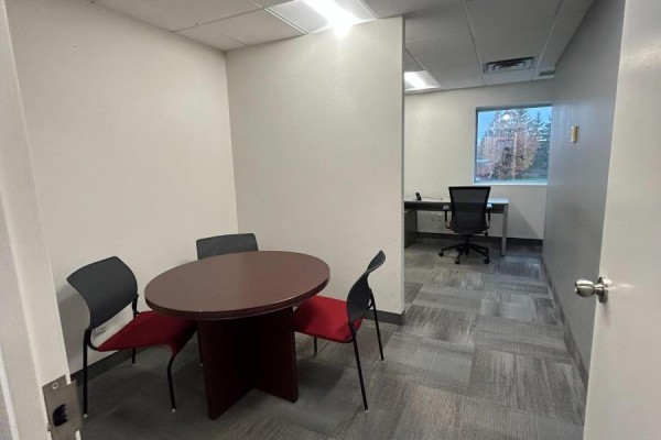 #210 - 5 Corvus Court, Ottawa, ON K2E7Z4 Photo 5