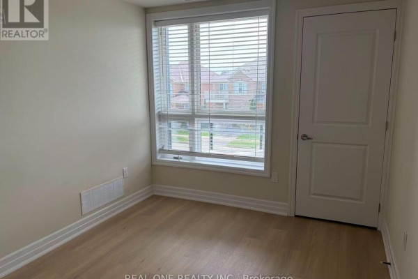 210 - 650 Sauve Street, Milton, ON L9T9A8 Photo 5