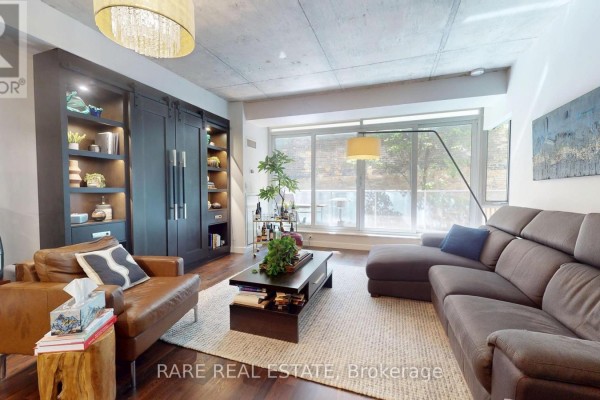 210 - 75 Portland Street, Toronto, ON M5V2M9 Photo 3