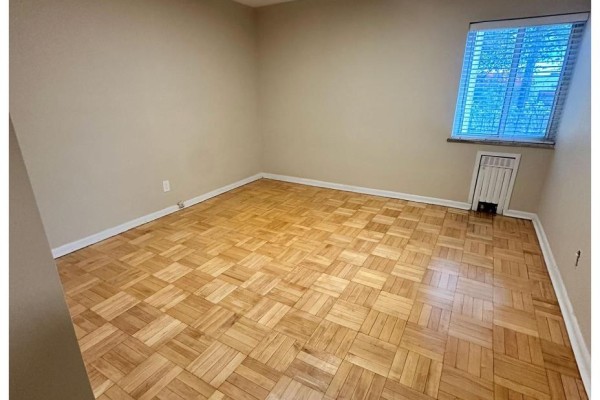 Bedroom - 210 - 970 Eglinton Avenue E, Toronto, ON M4G2L8 Photo 5
