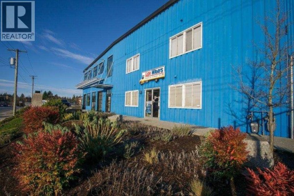 210 1058 Gibsons Way, Gibsons, BC V0N1V7 Photo 2
