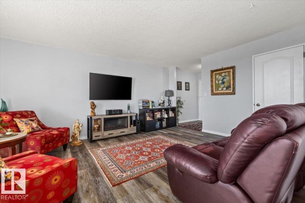 Bedroom 2 - #210 13910 Stony Plain Rd Nw, Edmonton, AB T5N3R2 Photo 5
